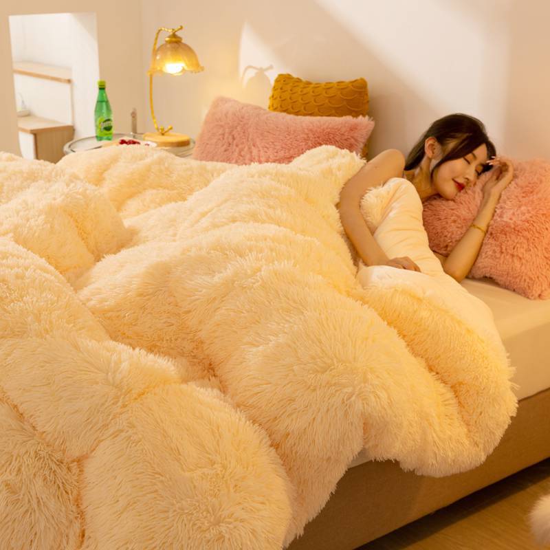 Cozy Crystal Velvet Quilt